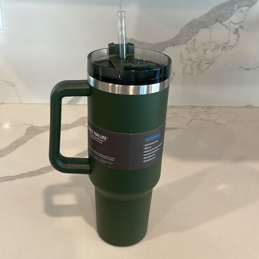 Stanley - SPIRULINA 40 oz Adventure Quencher Travel Tumbler (Forest Green) - NWT - Picture 3 of 8